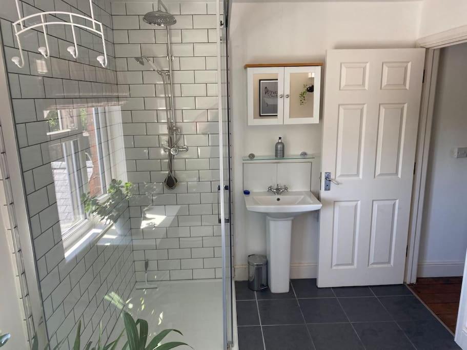 Duck Terrace With Gym Duckling Stays Kibworth Harcourt Extérieur photo