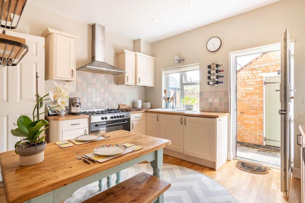 Duck Terrace With Gym Duckling Stays Kibworth Harcourt Extérieur photo